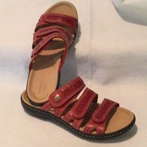 Clarks Laurieann red sandal